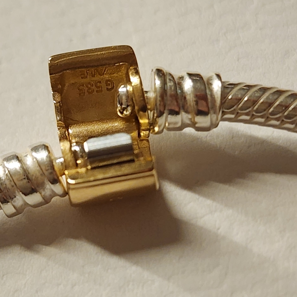 Pandora Moments Two-tone Barrel Clasp Snake Chain Bracelet - Picture 3 of 5